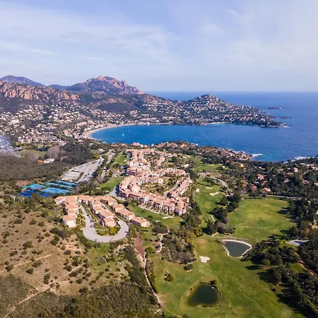 O5, 262, Cap Esterel Apartamento *