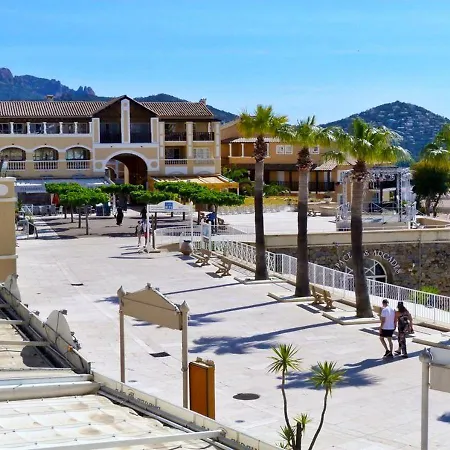 O5, 262, Cap Esterel Apartamento